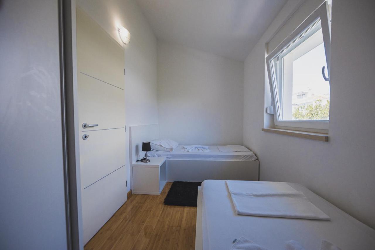 נובליה Apartments Lemon מראה חיצוני תמונה